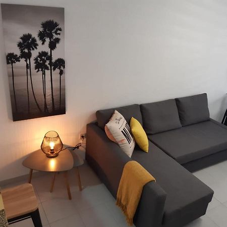 Lovely Apart 3 Minutes To The Beach Торевьиа Экстерьер фото