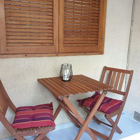 Lovely Apart 3 Minutes To The Beach Торевьиа Экстерьер фото