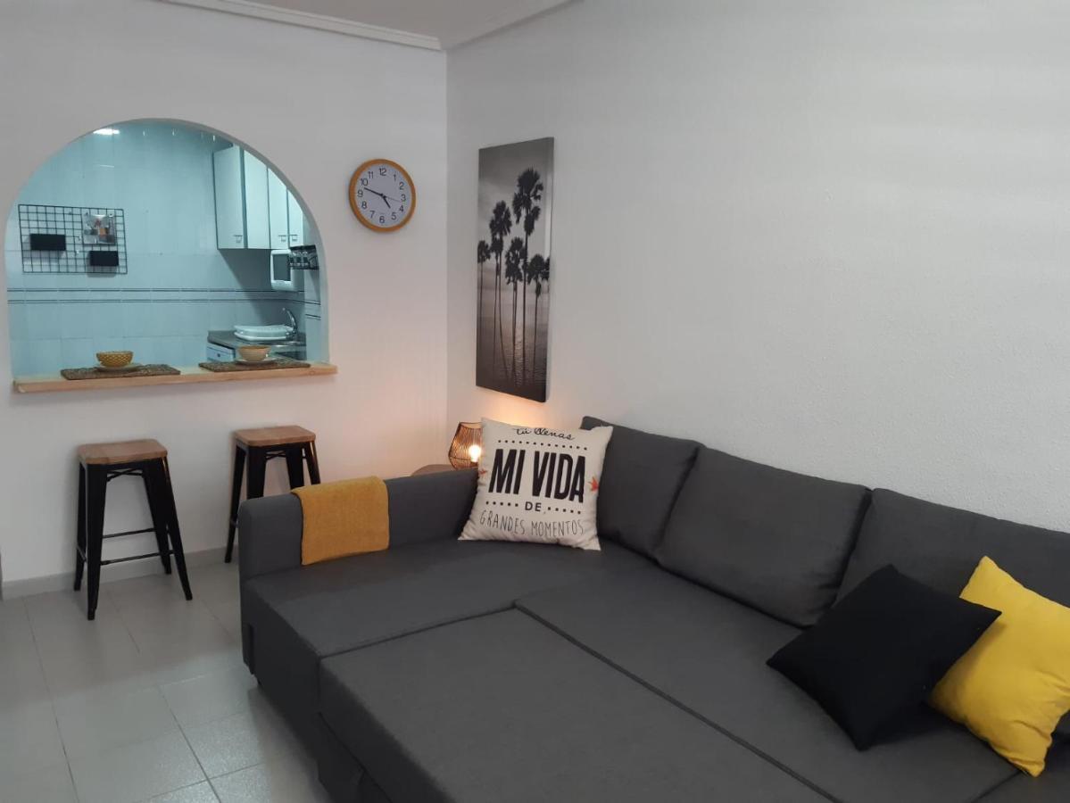 Lovely Apart 3 Minutes To The Beach Торевьиа Экстерьер фото