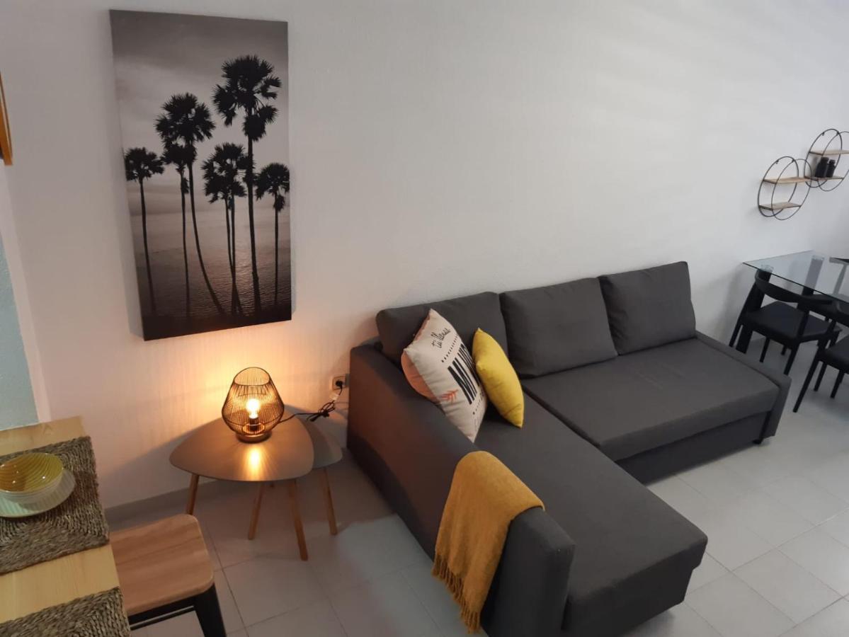Lovely Apart 3 Minutes To The Beach Торевьиа Экстерьер фото