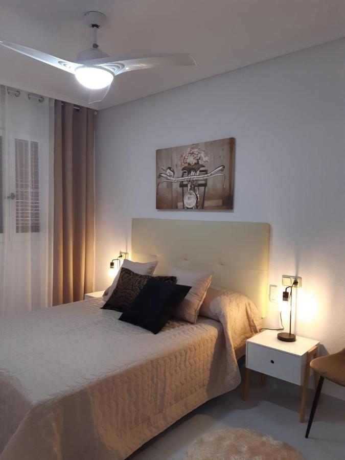 Lovely Apart 3 Minutes To The Beach Торевьиа Экстерьер фото