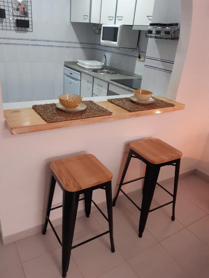 Lovely Apart 3 Minutes To The Beach Торевьиа Экстерьер фото